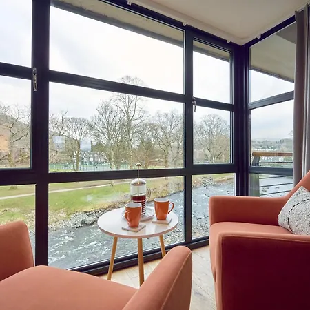 Appartement Riverside Park 6 *