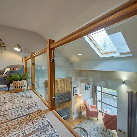 Appartement Riverside Park 6 *