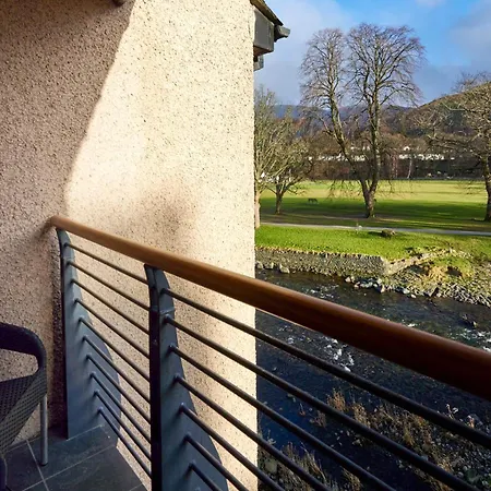 Riverside Park 6 Apartment