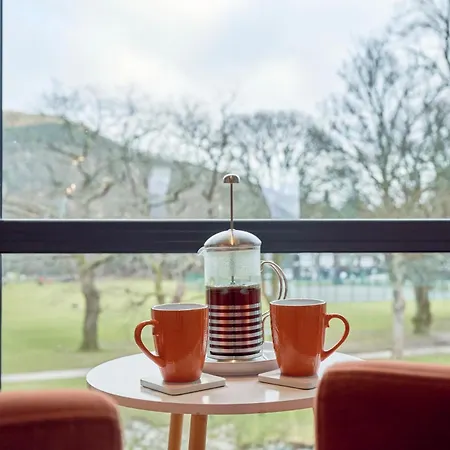 Riverside Park 6 Apartment